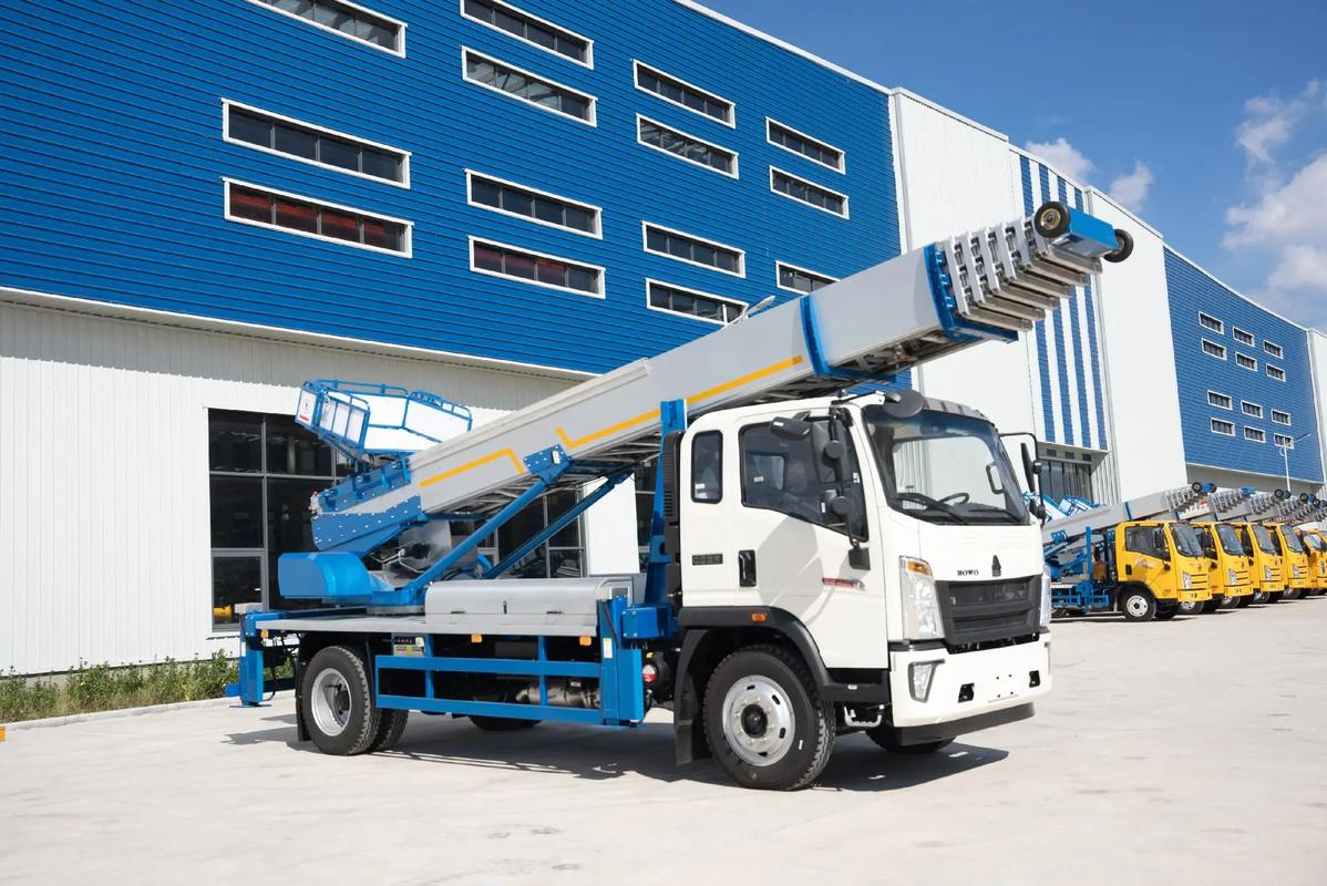 惠东出租云梯车高空作业车 建筑垃圾搬运